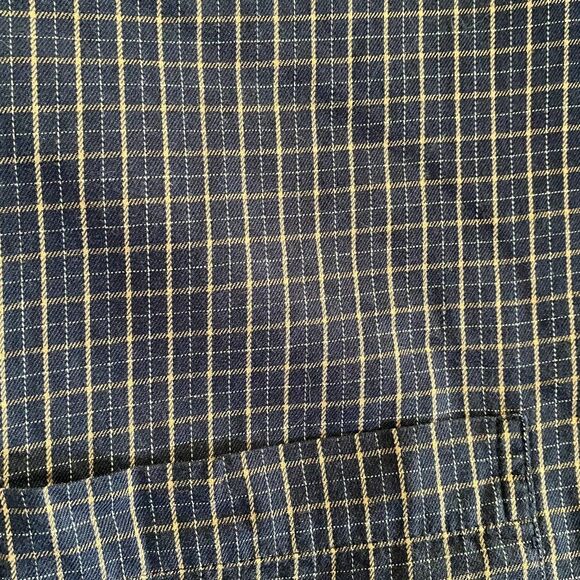 Izod Button down long sleeve collard pin striped mens shirt size XL - Picture 4 of 4